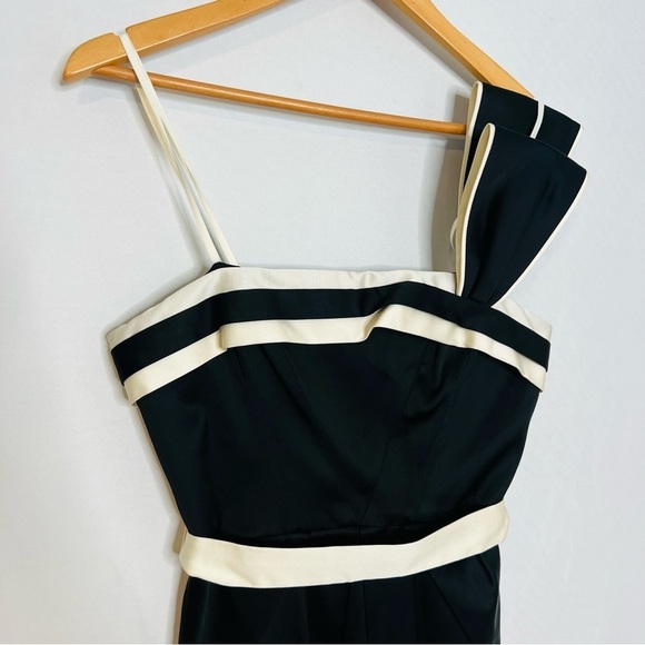 NWT! BCBG Maxazria Black Stretch Satin One-Shoulder Cokctail Dress. Size 6. - Picture 9 of 15